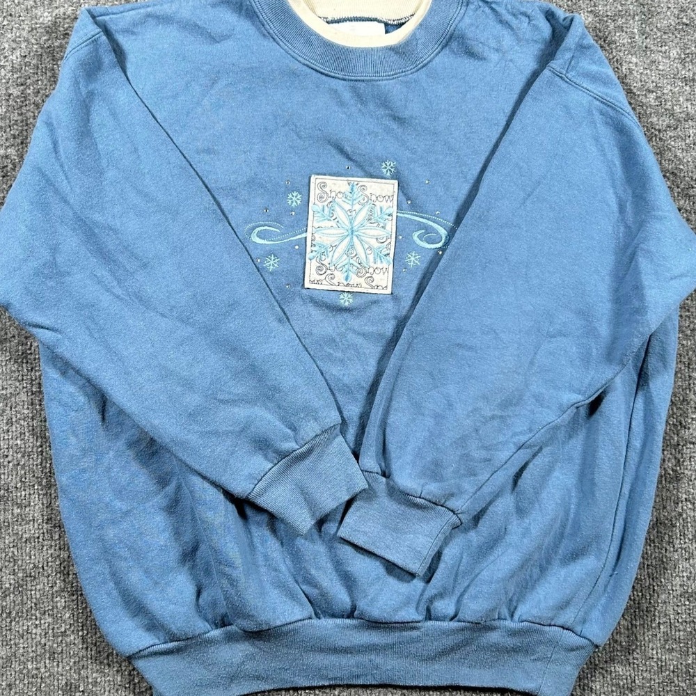 MC Energy Sportswear Sweatshirt Womens Size PM Blue Embroidered Snowflake Winter